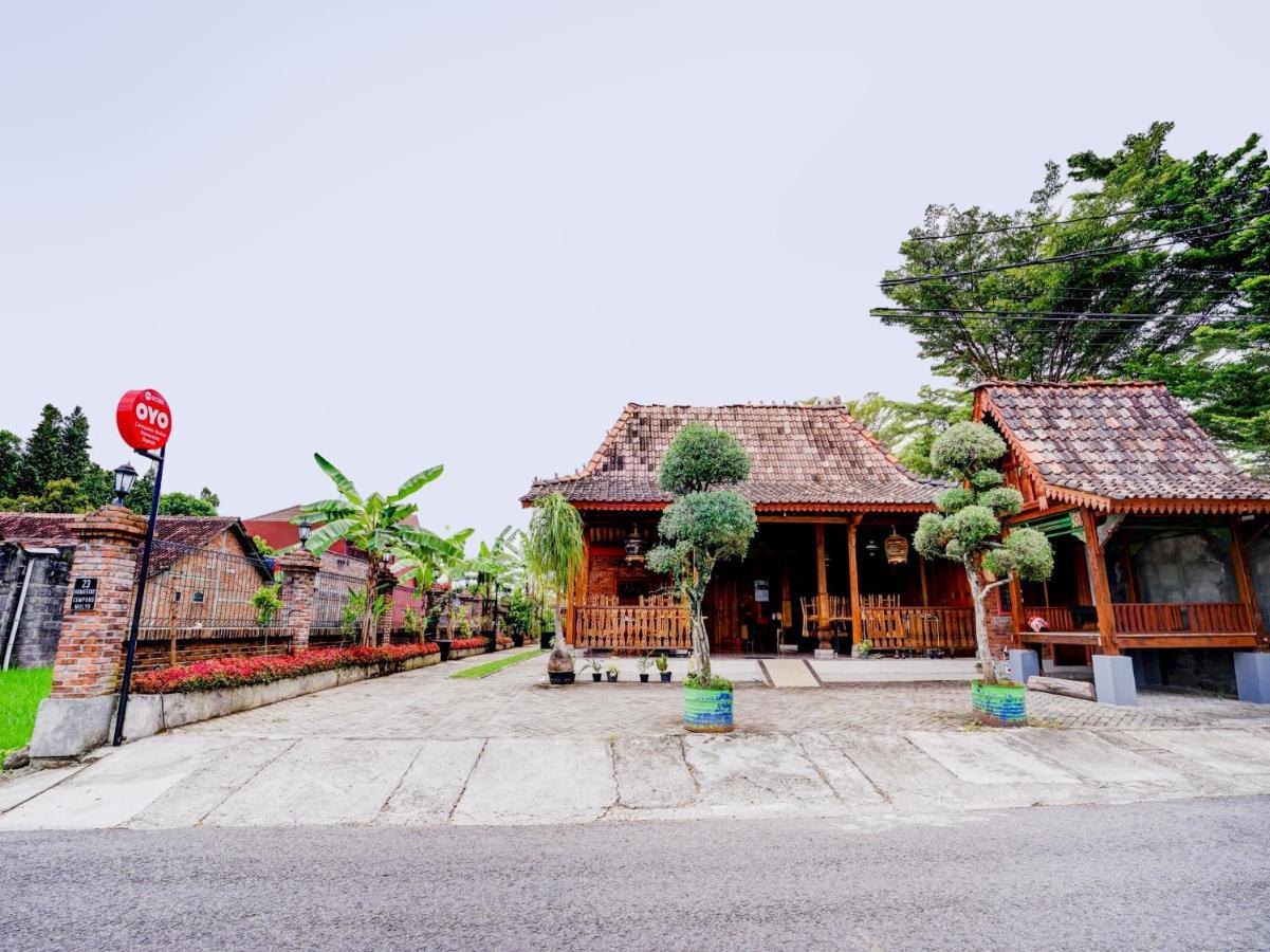 Super Oyo Collection O 90265 Cempoko Mulyo Homestay Syariah Tugu エクステリア 写真