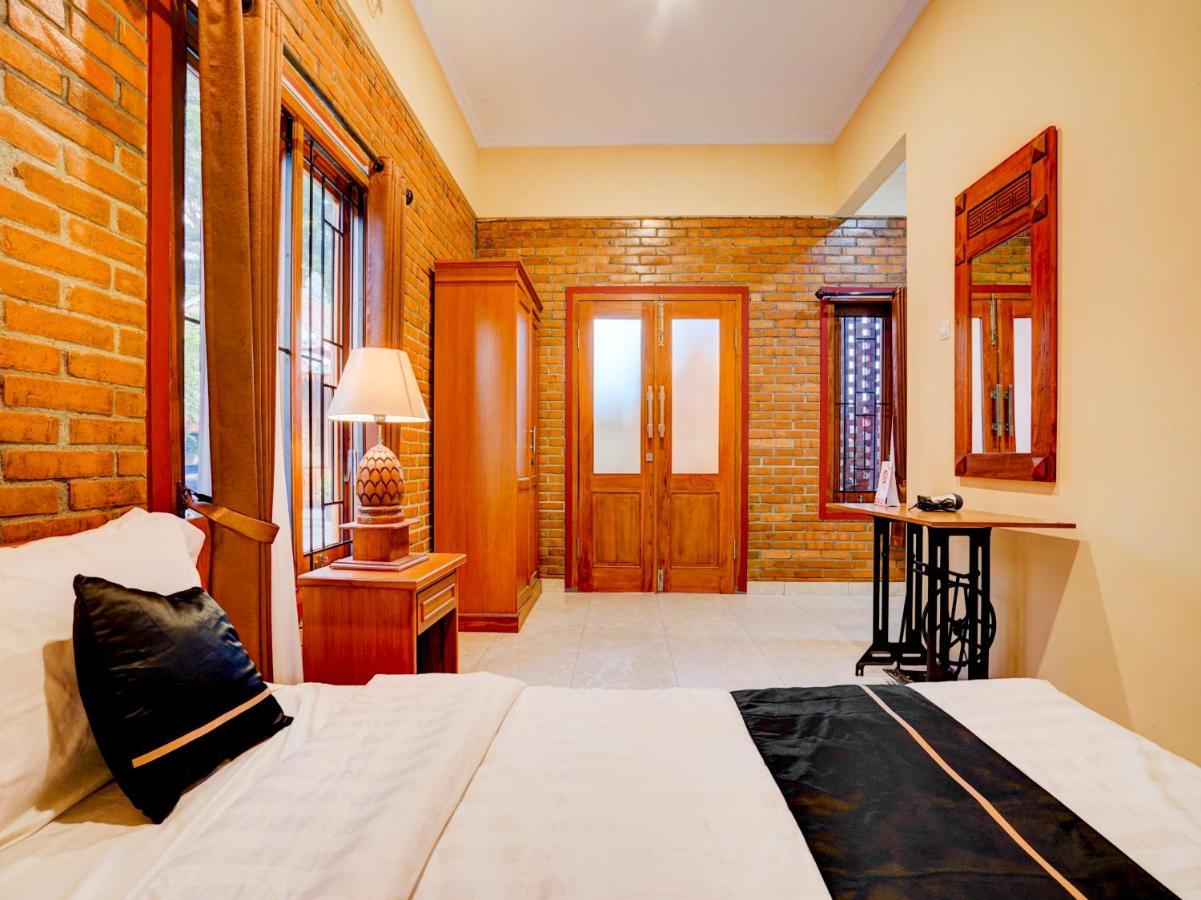 Super Oyo Collection O 90265 Cempoko Mulyo Homestay Syariah Tugu エクステリア 写真